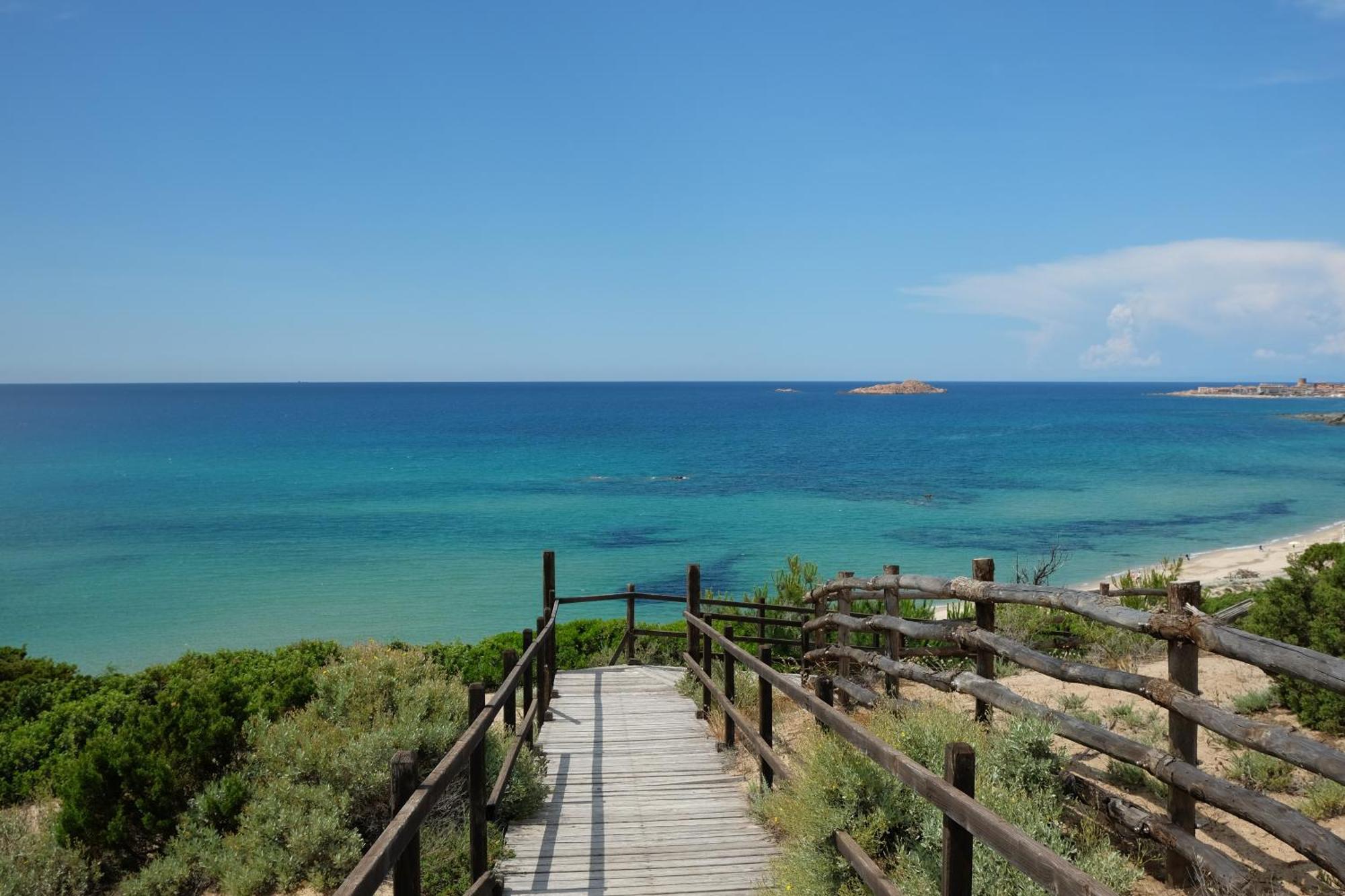 Calarossa Sardinia Apartments Isola Rossa Exteriör bild