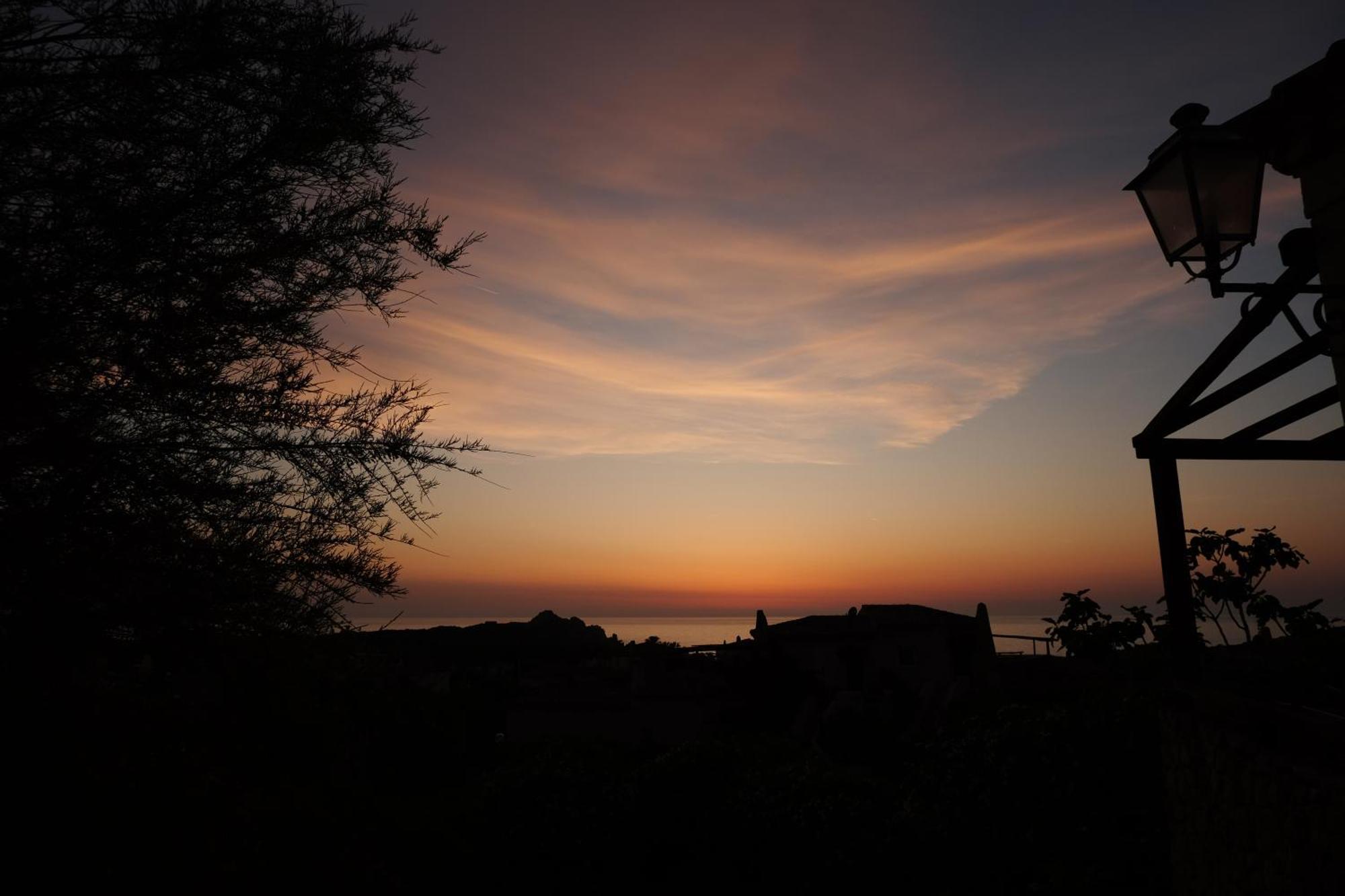 Calarossa Sardinia Apartments Isola Rossa Exteriör bild