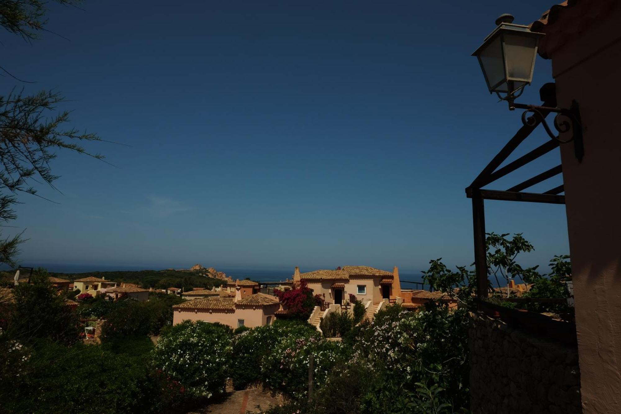 Calarossa Sardinia Apartments Isola Rossa Exteriör bild